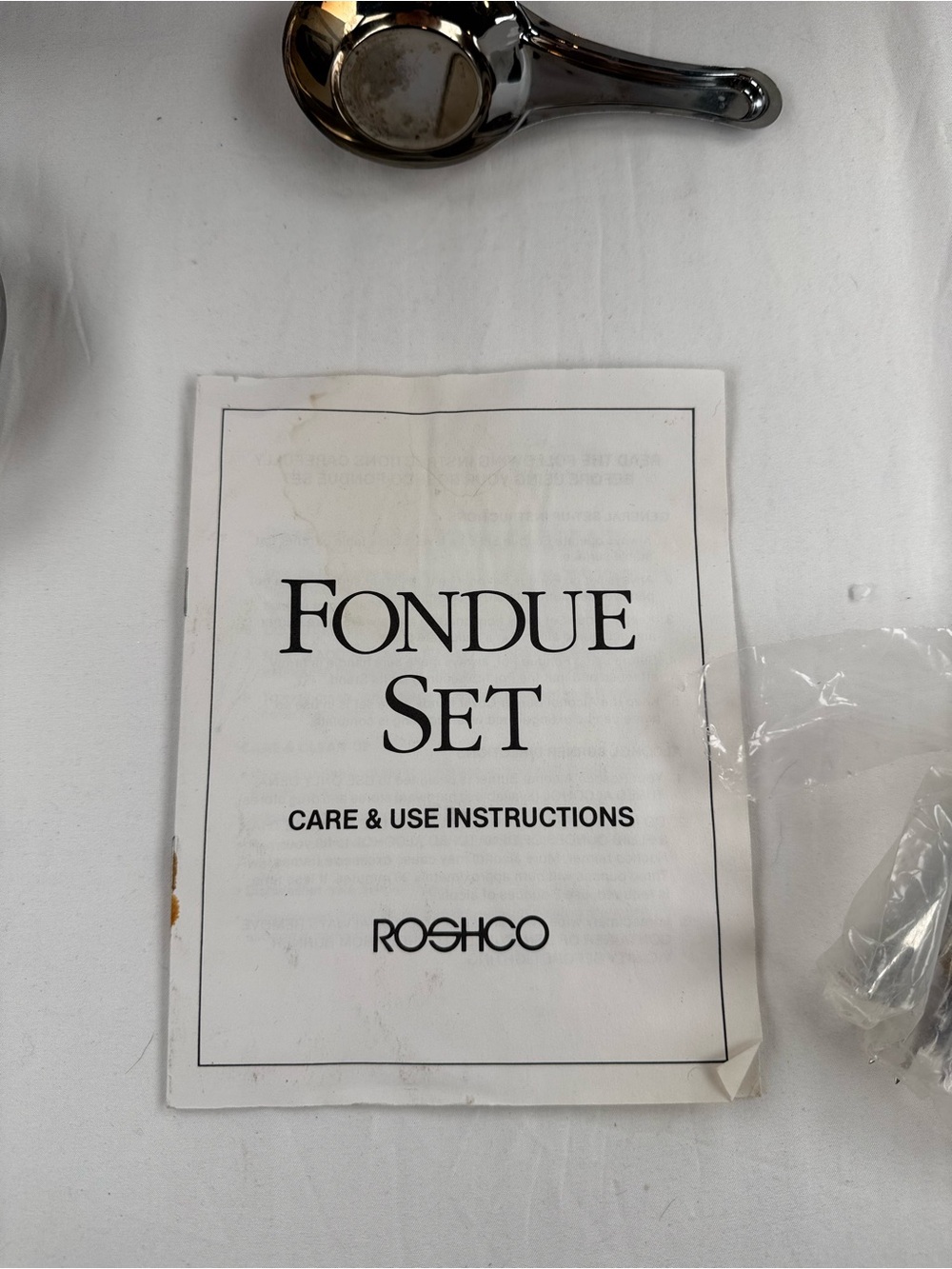 Roshco White and Black Fondue Set - Complete Serving Kit - Picture 4 of 9